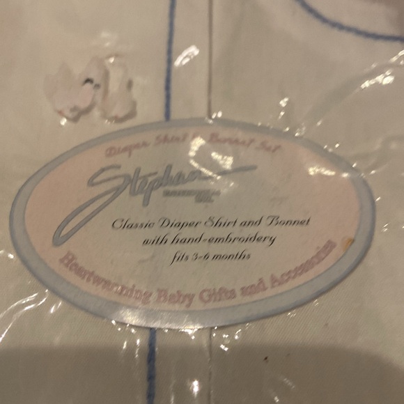 STEPHAN Ent. Inc. NWT Diaper Shirt & Bonnet Set Size 3-6 Months VINTAGE 2003 - Picture 7 of 7